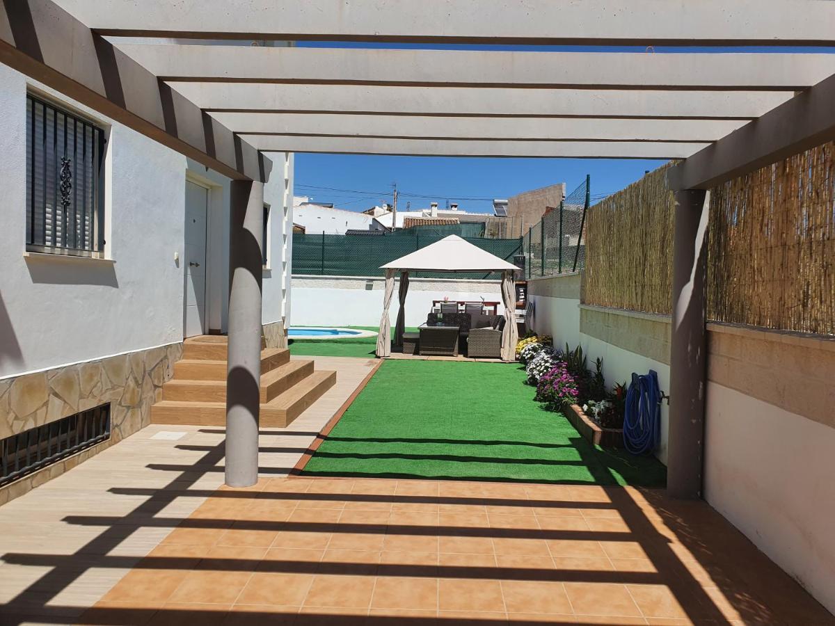 מאלגה Niza Beach Night And Day מראה חיצוני תמונה